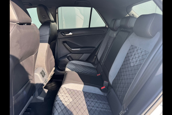 Volkswagen T-Roc 1.0 TSI R-Line * Virtual Cockpit * Camera * Keyless * 19'' Lichtmetalen Velgen *