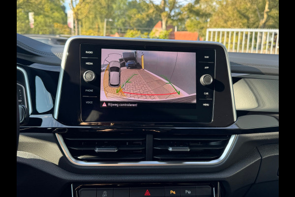 Volkswagen T-Roc 1.0 TSI R-Line * Virtual Cockpit * Camera * Keyless * 19'' Lichtmetalen Velgen *