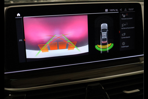 BMW 5 Serie 530i xDrive High Executive [CAMERA, ADAPTIVE CRUISE CONTROL, APPLE CARPLAY, ANDROID AUTO, MEMORY SEATS, TREKHAAK, STUURVERWARMING, NIEUWSTAAT]