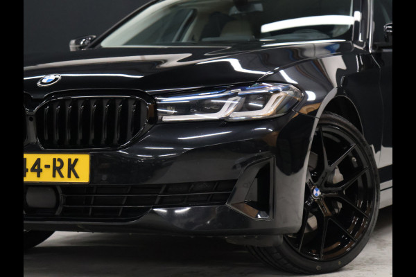 BMW 5 Serie 530i xDrive High Executive [CAMERA, ADAPTIVE CRUISE CONTROL, APPLE CARPLAY, ANDROID AUTO, MEMORY SEATS, TREKHAAK, STUURVERWARMING, NIEUWSTAAT]