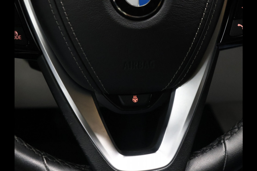 BMW 5 Serie 530i xDrive High Executive [CAMERA, ADAPTIVE CRUISE CONTROL, APPLE CARPLAY, ANDROID AUTO, MEMORY SEATS, TREKHAAK, STUURVERWARMING, NIEUWSTAAT]