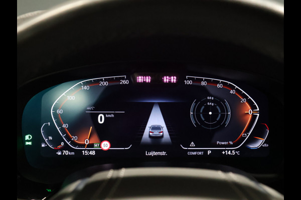 BMW 5 Serie 530i xDrive High Executive [CAMERA, ADAPTIVE CRUISE CONTROL, APPLE CARPLAY, ANDROID AUTO, MEMORY SEATS, TREKHAAK, STUURVERWARMING, NIEUWSTAAT]