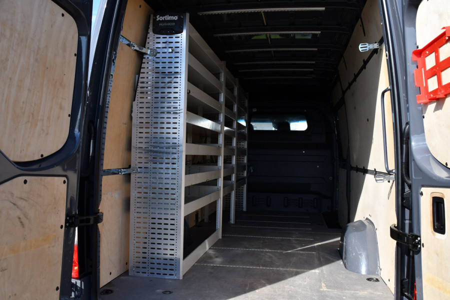 Mercedes-Benz Sprinter 319 V6 3.0 CDI L3H2 PB Edition Adaptieve Cruise, 360 Camera, 10,5'' Mbux, LED, 3500kg Trekhaak, Automaat, Stoelverwarming, Sensoren, Uniek!