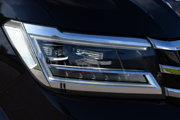 Volkswagen Crafter 35 2.0 TDI L3H3 Black Edition Highline Adaptieve Cruise, Camera, Carplay, Clima, Stoelverwarming, Automaat, Sensoren, Trekhaak, LED, Uniek!