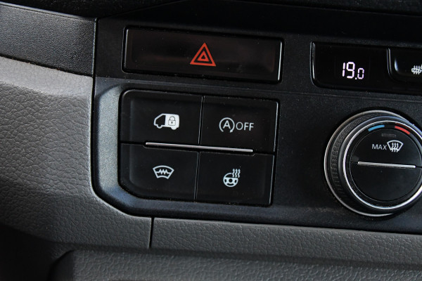Volkswagen Crafter 35 2.0 TDI L3H3 Black Edition Highline Adaptieve Cruise, Camera, Carplay, Clima, Stoelverwarming, Automaat, Sensoren, Trekhaak, LED, Uniek!