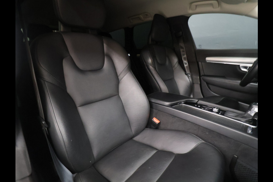 Volvo V90 2.0 T5 Momentum Sport Pack [TREKHAAK, CAMERA, PDC ACHTER, ADAPTIVE CRUISE CONTROL, APPLE CARPLAY, STOELVERWARMING, AUTOMATISCHE AIRCO, NAVIGATIE, NIEUWSTAAT]