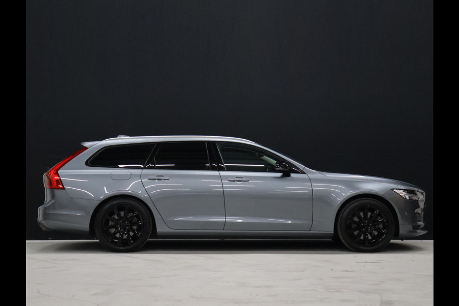 Volvo V90 2.0 T5 Momentum Sport Pack [TREKHAAK, CAMERA, PDC ACHTER, ADAPTIVE CRUISE CONTROL, APPLE CARPLAY, STOELVERWARMING, AUTOMATISCHE AIRCO, NAVIGATIE, NIEUWSTAAT]