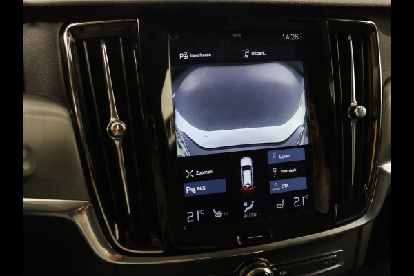 Volvo V90 2.0 T5 Momentum Sport Pack [TREKHAAK, CAMERA, PDC ACHTER, ADAPTIVE CRUISE CONTROL, APPLE CARPLAY, STOELVERWARMING, AUTOMATISCHE AIRCO, NAVIGATIE, NIEUWSTAAT]