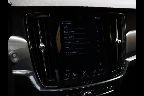 Volvo V90 2.0 T5 Momentum Sport Pack [TREKHAAK, CAMERA, PDC ACHTER, ADAPTIVE CRUISE CONTROL, APPLE CARPLAY, STOELVERWARMING, AUTOMATISCHE AIRCO, NAVIGATIE, NIEUWSTAAT]