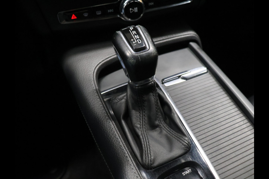Volvo V90 2.0 T5 Momentum Sport Pack [TREKHAAK, CAMERA, PDC ACHTER, ADAPTIVE CRUISE CONTROL, APPLE CARPLAY, STOELVERWARMING, AUTOMATISCHE AIRCO, NAVIGATIE, NIEUWSTAAT]