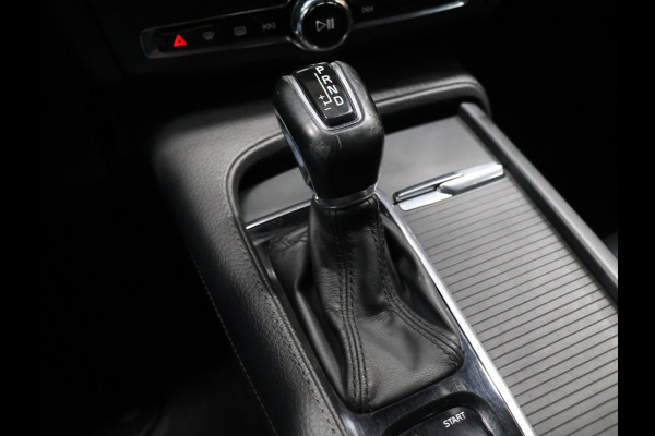 Volvo V90 2.0 T5 Momentum Sport Pack [TREKHAAK, CAMERA, PDC ACHTER, ADAPTIVE CRUISE CONTROL, APPLE CARPLAY, STOELVERWARMING, AUTOMATISCHE AIRCO, NAVIGATIE, NIEUWSTAAT]