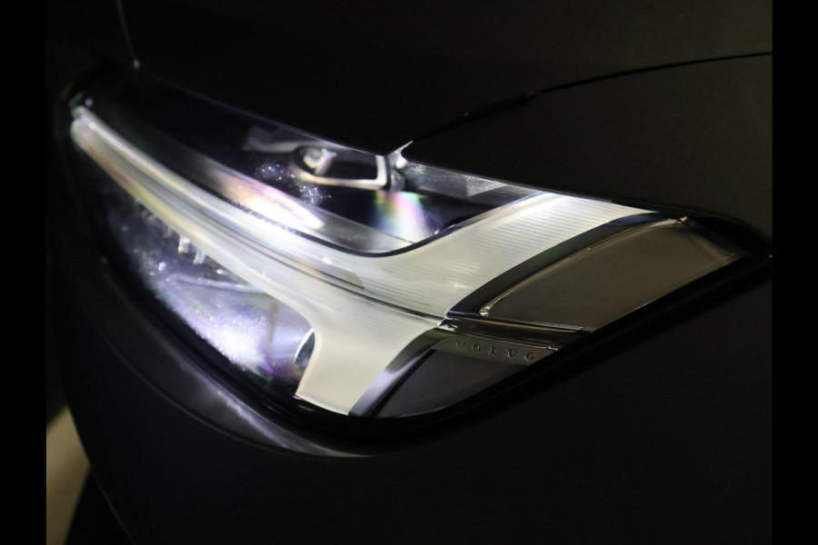 Volvo V90 2.0 T5 Momentum Sport Pack [TREKHAAK, CAMERA, PDC ACHTER, ADAPTIVE CRUISE CONTROL, APPLE CARPLAY, STOELVERWARMING, AUTOMATISCHE AIRCO, NAVIGATIE, NIEUWSTAAT]