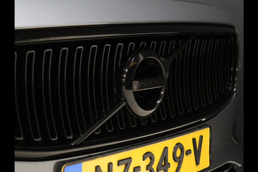 Volvo V90 2.0 T5 Momentum Sport Pack [TREKHAAK, CAMERA, PDC ACHTER, ADAPTIVE CRUISE CONTROL, APPLE CARPLAY, STOELVERWARMING, AUTOMATISCHE AIRCO, NAVIGATIE, NIEUWSTAAT]