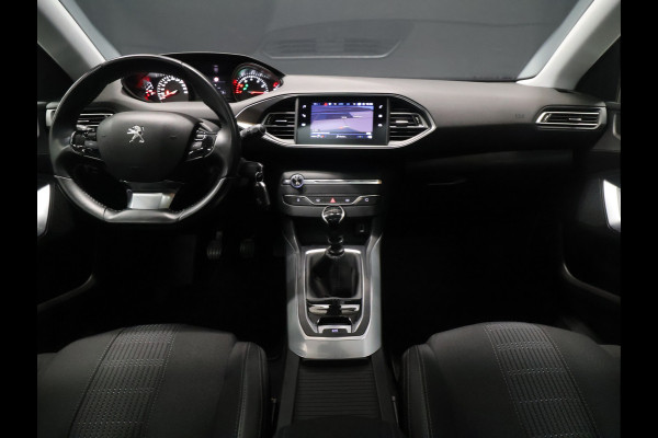 Peugeot 308 SW 1.2 PureTech Blue Lease Premium [PANORAMADAK, CAMERA 360, TREKHAAK, MASSAGE STOEL, PDC ACHTER, CRUISE CONTROL, APPLE CARPLAY, ANDROID AUTO, STOELVERWARMING, NIEUWSTAAT]