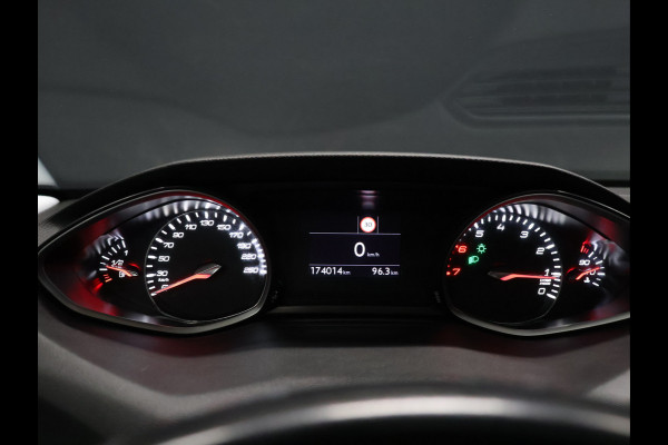 Peugeot 308 SW 1.2 PureTech Blue Lease Premium [PANORAMADAK, CAMERA 360, TREKHAAK, MASSAGE STOEL, PDC ACHTER, CRUISE CONTROL, APPLE CARPLAY, ANDROID AUTO, STOELVERWARMING, NIEUWSTAAT]