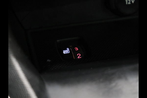 Peugeot 308 SW 1.2 PureTech Blue Lease Premium [PANORAMADAK, CAMERA 360, TREKHAAK, MASSAGE STOEL, PDC ACHTER, CRUISE CONTROL, APPLE CARPLAY, ANDROID AUTO, STOELVERWARMING, NIEUWSTAAT]