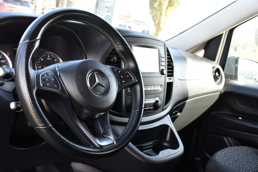 Mercedes-Benz Vito 114 CDI L3 DC AMG Edition Adaptieve Cruise, Camera, Carplay, LED, Multimedia, Automaat, Stoelverwarming, Uniek!