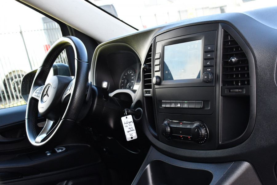 Mercedes-Benz Vito 114 CDI L3 DC AMG Edition Adaptieve Cruise, Camera, Carplay, LED, Multimedia, Automaat, Stoelverwarming, Uniek!