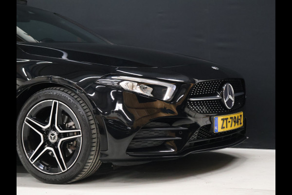 Mercedes-Benz A-Klasse 200 Business Solution [SCHUIFKANTELDAK, CAMERA, PDC 360, CRUISE CONTROL, BLUETOOTH TELEFOON, STOELVERWARMING, AUTOMATISCHE AIRCO, NAVIGATIE, NIEUWSTAAT]