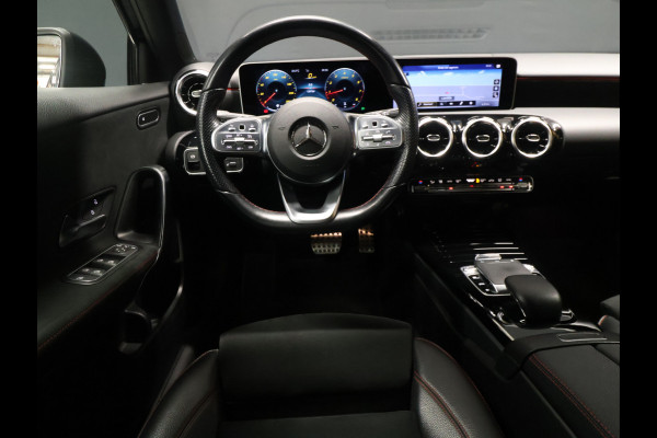 Mercedes-Benz A-Klasse 200 Business Solution [SCHUIFKANTELDAK, CAMERA, PDC 360, CRUISE CONTROL, BLUETOOTH TELEFOON, STOELVERWARMING, AUTOMATISCHE AIRCO, NAVIGATIE, NIEUWSTAAT]
