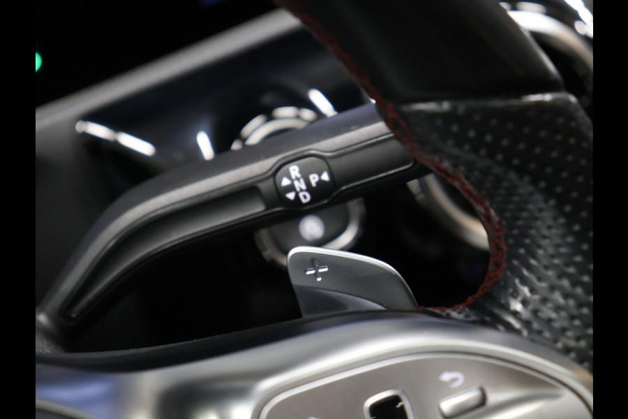 Mercedes-Benz A-Klasse 200 Business Solution [SCHUIFKANTELDAK, CAMERA, PDC 360, CRUISE CONTROL, BLUETOOTH TELEFOON, STOELVERWARMING, AUTOMATISCHE AIRCO, NAVIGATIE, NIEUWSTAAT]