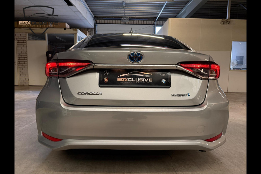 Toyota Corolla 1.8 Hybrid Dynamic Apple Carplay/ Blindspot