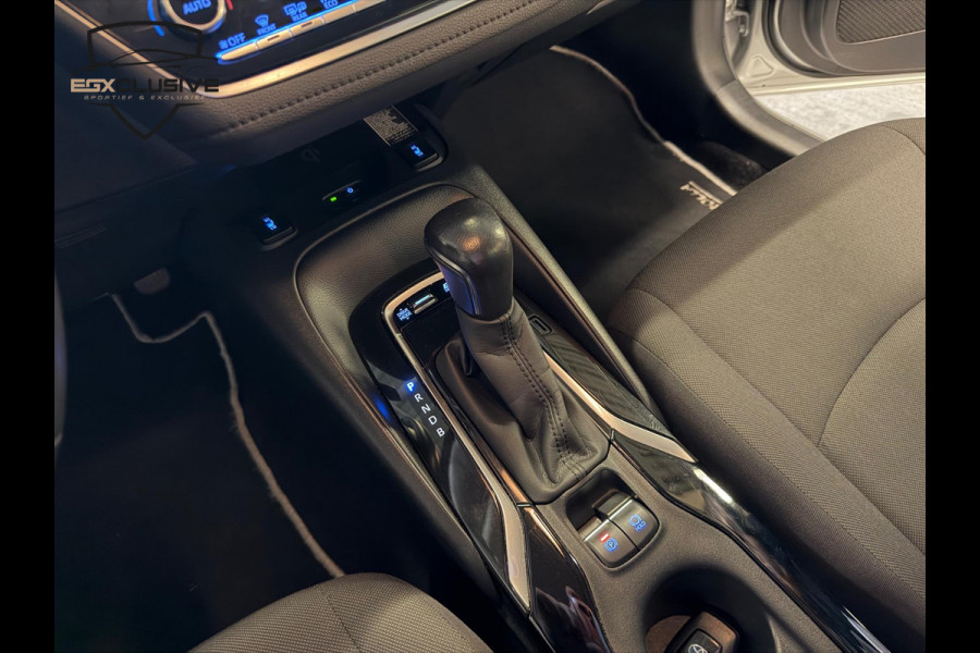 Toyota Corolla 1.8 Hybrid Dynamic Apple Carplay/ Blindspot
