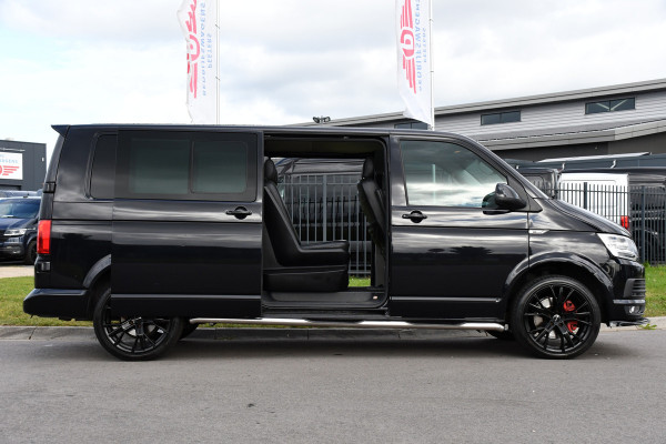 Volkswagen Transporter 2.0 TDI L2H1 DC 4Motion Highline Adaptieve Cruise, LED, 204pk, Automaat, 4x4, Leder, Multimedia, 2 x Schuifdeur, Sensoren, Uniek!