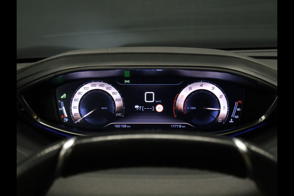 Peugeot 5008 1.2 PureTech Blue Lease GT-Line [SCHUIFKANTELDAK, CAMERA 360, APPLE CARPLAY, ANDROID AUTO, CRUISE CONTROL, FOCAL, AIRCONDITIONING, NAVIGATIE, NIEUWSTAAT]