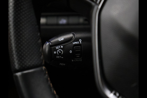 Peugeot 5008 1.2 PureTech Blue Lease GT-Line [SCHUIFKANTELDAK, CAMERA 360, APPLE CARPLAY, ANDROID AUTO, CRUISE CONTROL, FOCAL, AIRCONDITIONING, NAVIGATIE, NIEUWSTAAT]
