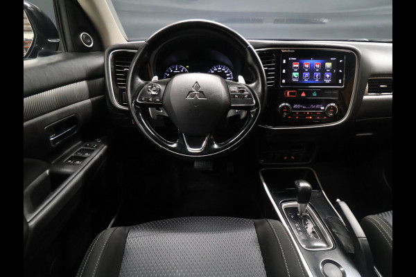 Mitsubishi Outlander 2.0 Executive Edition [CAMERA, CRUISE CONTROL, STOELVERWARMING, BLUETOOTH TELEFOON, FLIPPERS, AUTOMATISCHE AIRCO, NAVIGATIE, NIEUWSTAAT]