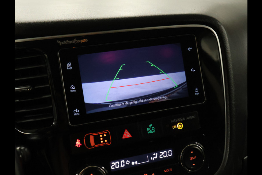 Mitsubishi Outlander 2.0 Executive Edition [CAMERA, CRUISE CONTROL, STOELVERWARMING, BLUETOOTH TELEFOON, FLIPPERS, AUTOMATISCHE AIRCO, NAVIGATIE, NIEUWSTAAT]