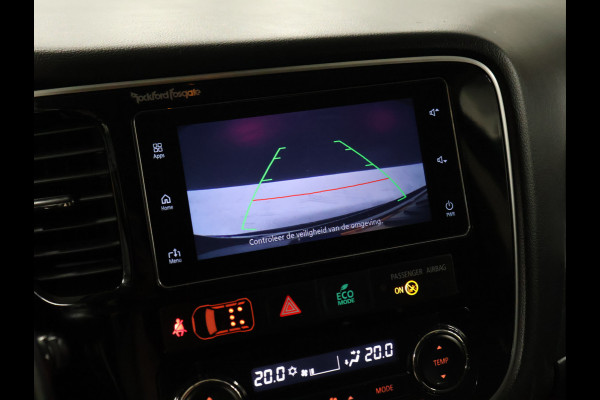 Mitsubishi Outlander 2.0 Executive Edition [CAMERA, CRUISE CONTROL, STOELVERWARMING, BLUETOOTH TELEFOON, FLIPPERS, AUTOMATISCHE AIRCO, NAVIGATIE, NIEUWSTAAT]