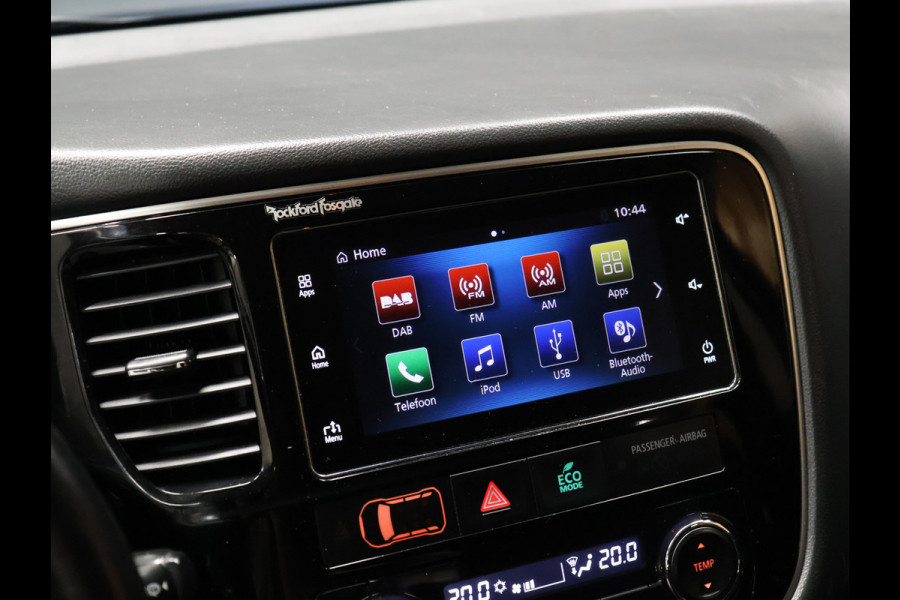 Mitsubishi Outlander 2.0 Executive Edition [CAMERA, CRUISE CONTROL, STOELVERWARMING, BLUETOOTH TELEFOON, FLIPPERS, AUTOMATISCHE AIRCO, NAVIGATIE, NIEUWSTAAT]