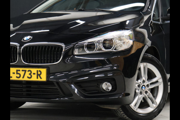 BMW 2 Serie Active Tourer 218i Centennial Executive [PDC ACHTER, CRUISE CONTROL, BLUETOOTH TELEFOON, AUTOMATISCHE AIRCO, NAVIGATIE, NIEUWSTAAT]