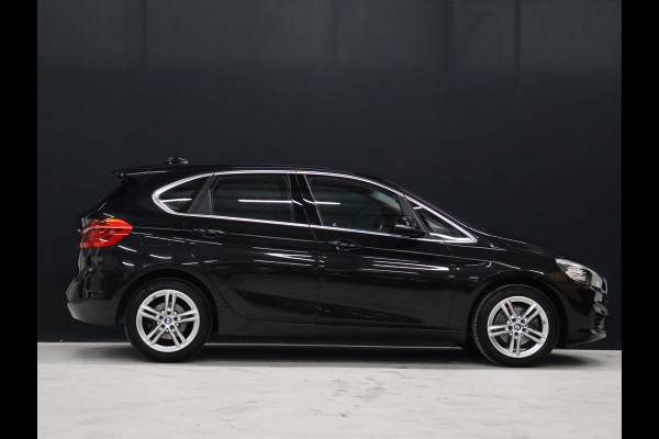 BMW 2 Serie Active Tourer 218i Centennial Executive [PDC ACHTER, CRUISE CONTROL, BLUETOOTH TELEFOON, AUTOMATISCHE AIRCO, NAVIGATIE, NIEUWSTAAT]
