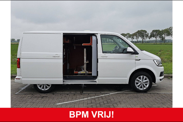 Volkswagen Transporter 2.0 TDI L1H1  Lm-Velgen NAP Airco Euro6 1e Eigenaar Voorruitverwarming Bumpers-Kleur!
