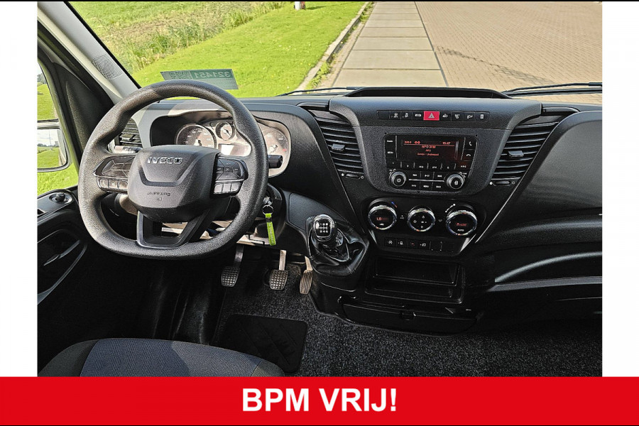 Iveco Daily 35S14 2.3 bakwagen laadklep clima Camera EURO6 cruisecontrol zijdeur