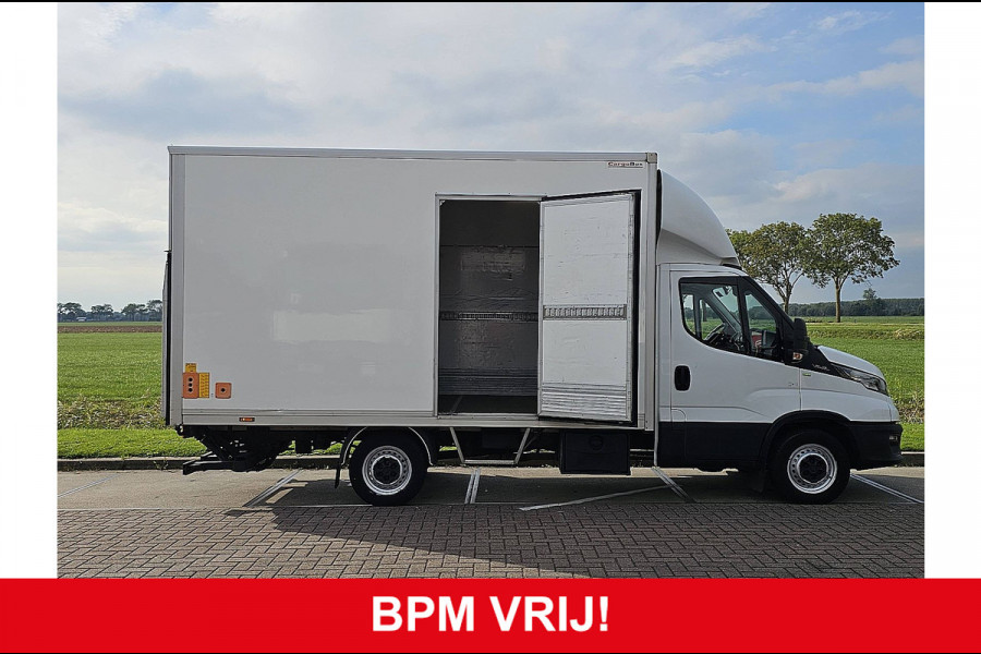 Iveco Daily 35S14 2.3 bakwagen laadklep clima Camera EURO6 cruisecontrol zijdeur
