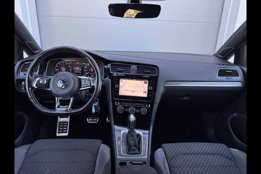 Volkswagen Golf 1.5 TSI 3x R-Line Dynaudio/Virtual/AppleCarPlay/Camera