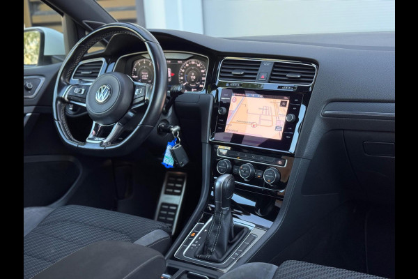 Volkswagen Golf 1.5 TSI 3x R-Line Dynaudio/Virtual/AppleCarPlay/Camera