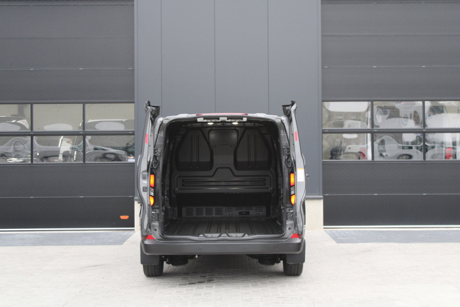 Ford Transit Custom 320 2.0 TDCI L2H1 Trend 136pk - 2x Schuifdeur - Carplay - Android - Camera - Trekhaak - Stoelverwarming - 70l tank - Rijklaar