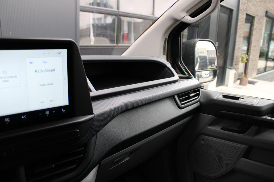 Ford Transit Custom 320 2.0 TDCI L2H1 Trend 136pk - 2x Schuifdeur - Carplay - Android - Camera - Trekhaak - Stoelverwarming - 70l tank - Rijklaar