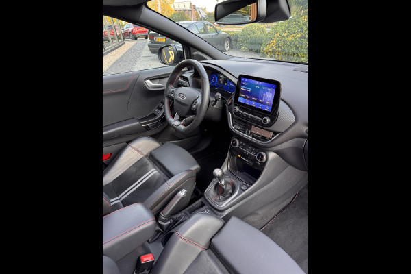 Ford Puma 1.5 EcoBoost ST-X 200PK Grey matter Pano Kuipstoelen 19”