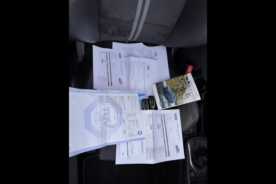Ford Puma 1.5 EcoBoost ST-X 200PK Grey matter Pano Kuipstoelen 19”