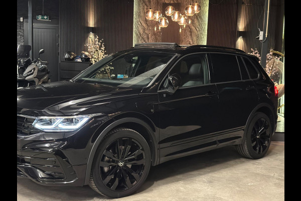Volkswagen Tiguan 1.4 TSI eHybrid 3X R-LINE|PANO|FULL OPTION!