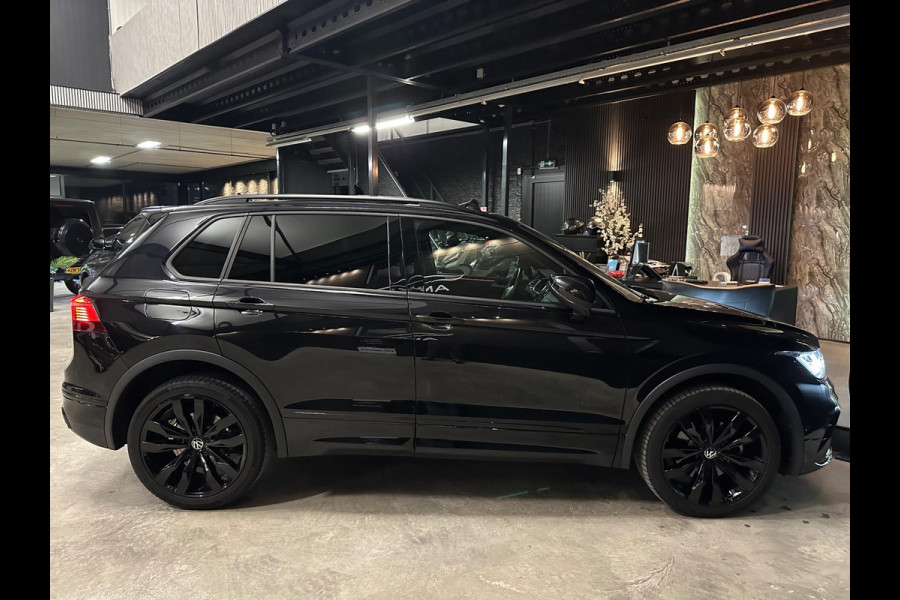 Volkswagen Tiguan 1.4 TSI eHybrid 3X R-LINE|PANO|FULL OPTION!