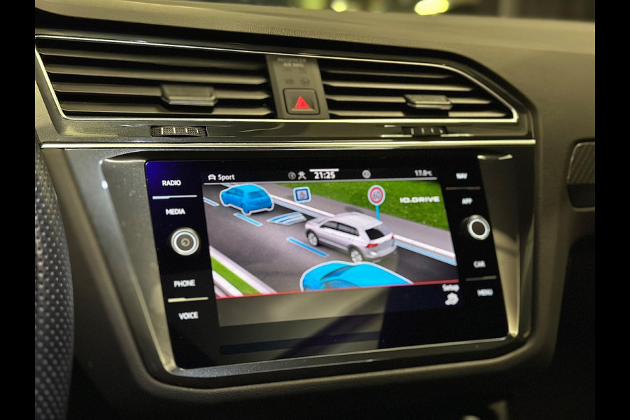 Volkswagen Tiguan 1.4 TSI eHybrid 3X R-LINE|PANO|FULL OPTION!