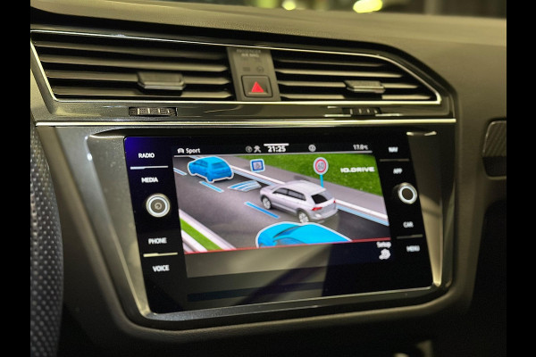 Volkswagen Tiguan 1.4 TSI eHybrid 3X R-LINE|PANO|FULL OPTION!