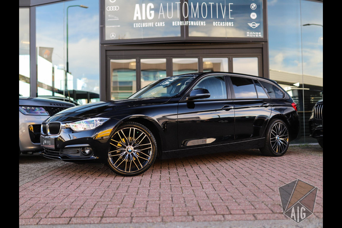 BMW 3 Serie Touring 318i Essential | BTW! | 19" LM | Leder | PDC | Stoelverw. | LED BMW 3 Serie Touring 318i Essential | BTW! | 19" LM | Leder | PDC | Stoelverw. | LED